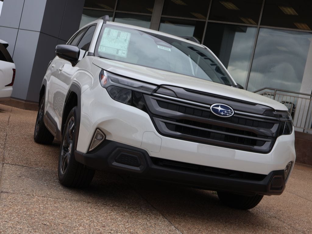 New 2026 Crystal White Pearl Subaru Limited image 7