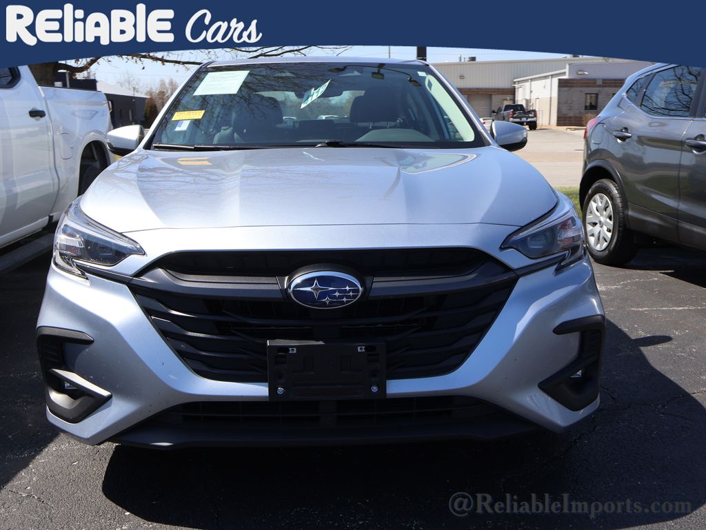 Used 2023 Ice Silver Metallic Subaru Limited image 5