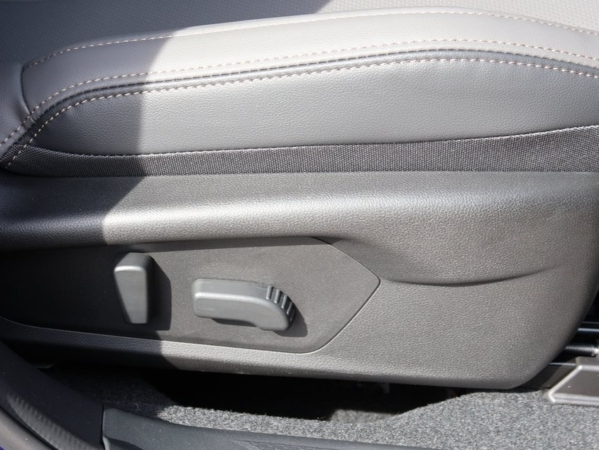 New 2026 Sapphire Blue Pearl Subaru Limited image 13