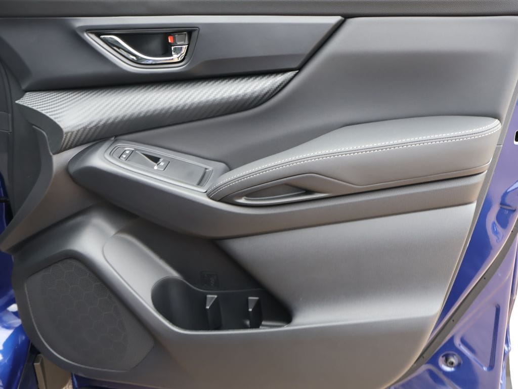 New 2026 Sapphire Blue Pearl Subaru Premium 7-Passenger image 9