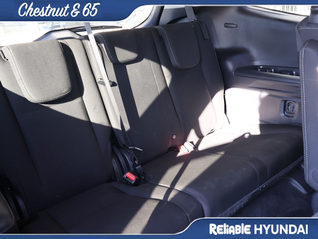 Used 2023 Autumn Green Metallic Subaru Premium 7-Passenger image 13