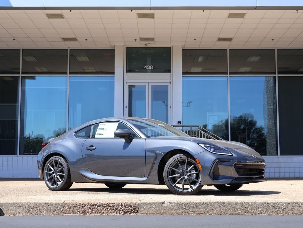 New 2026 Magnetite Gray Subaru Limited image 2