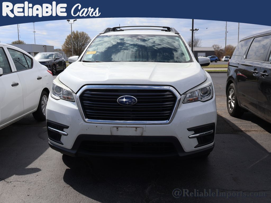 Used 2019 Crystal White Pearl Subaru Premium 8-Passenger image 8