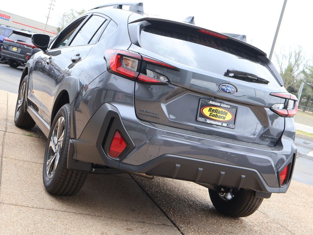 New 2026 Magnetite Gray/Crystal Black Silica Subaru Premium image 4