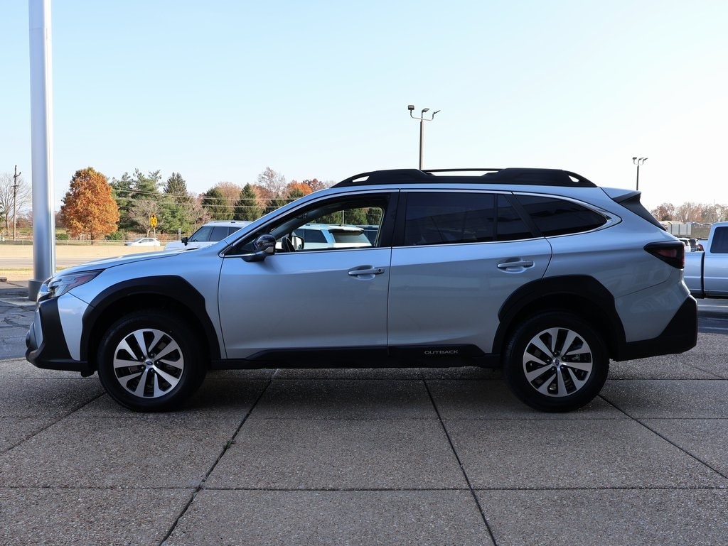 Used 2024 Subaru Outback Premium SUV