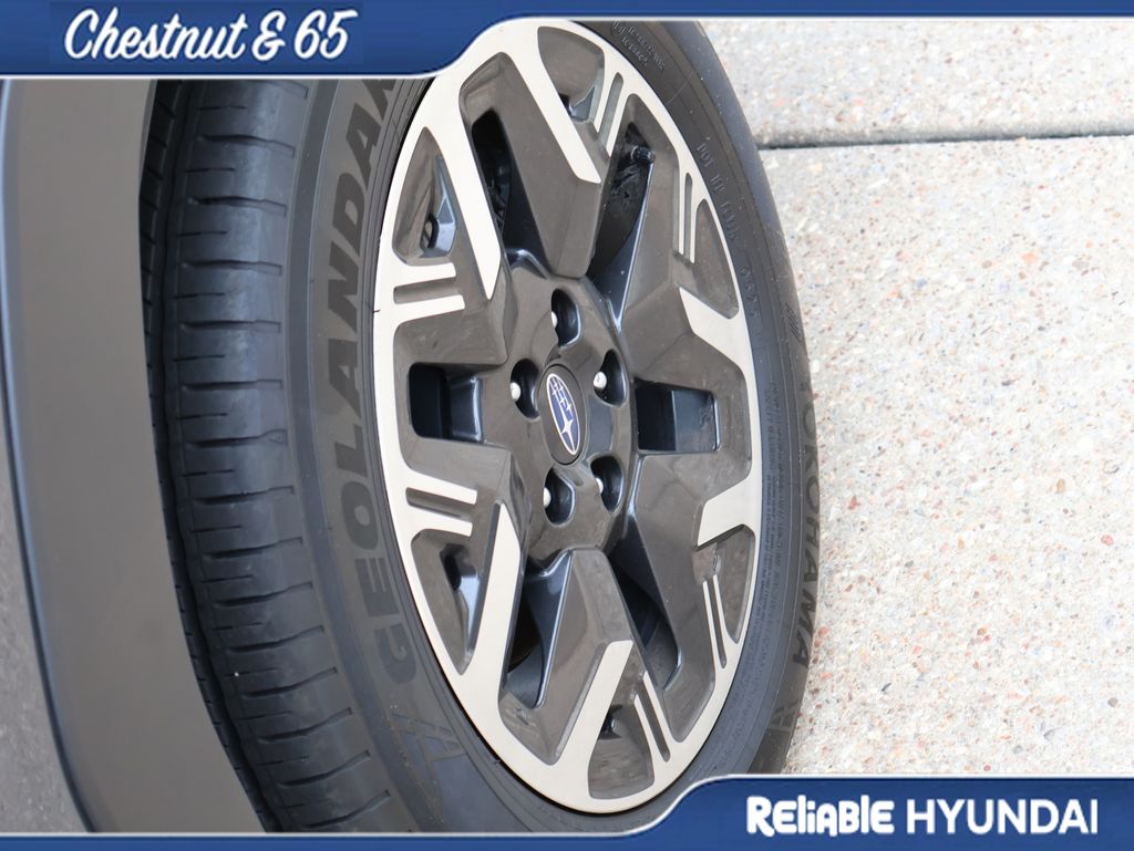 Used 2025 Gray Metallic Subaru Premium image 39