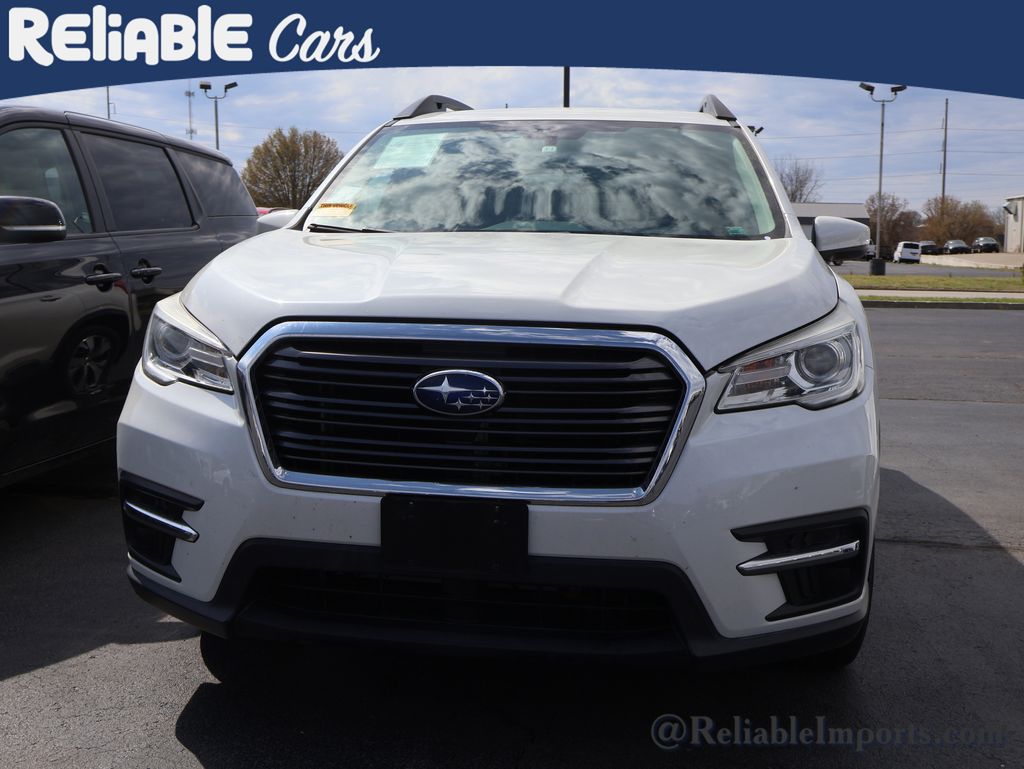 Used 2021 Crystal White Pearl Subaru Premium 8-Passenger image 9
