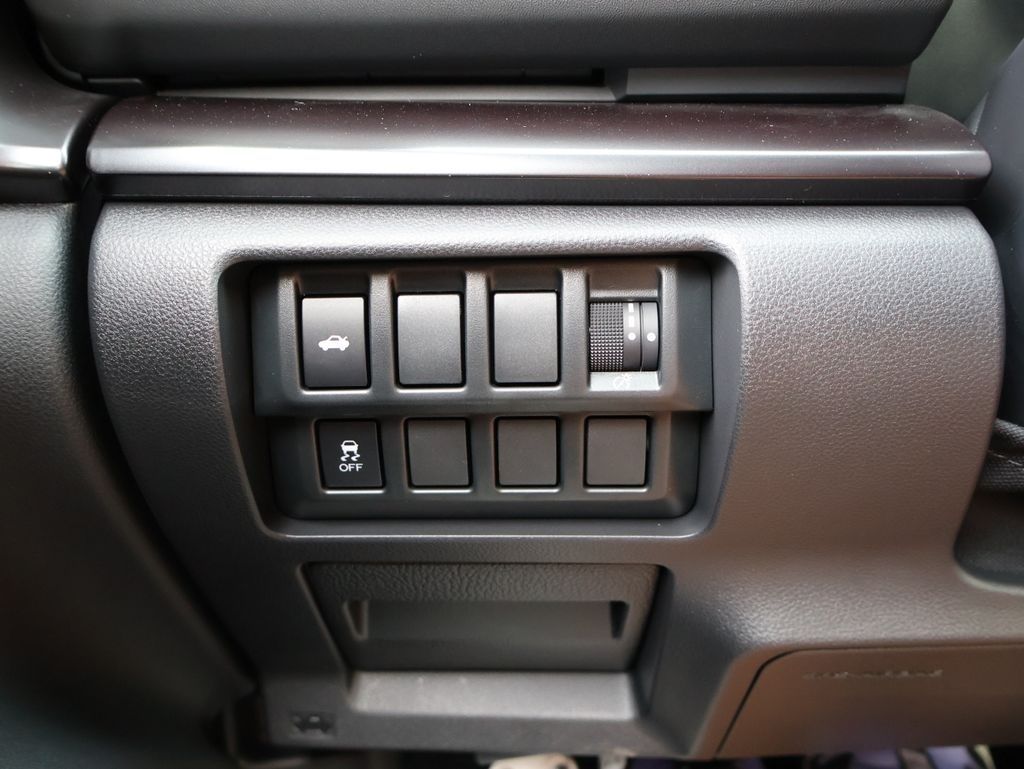 New 2026 Ice Silver Subaru Premium image 30
