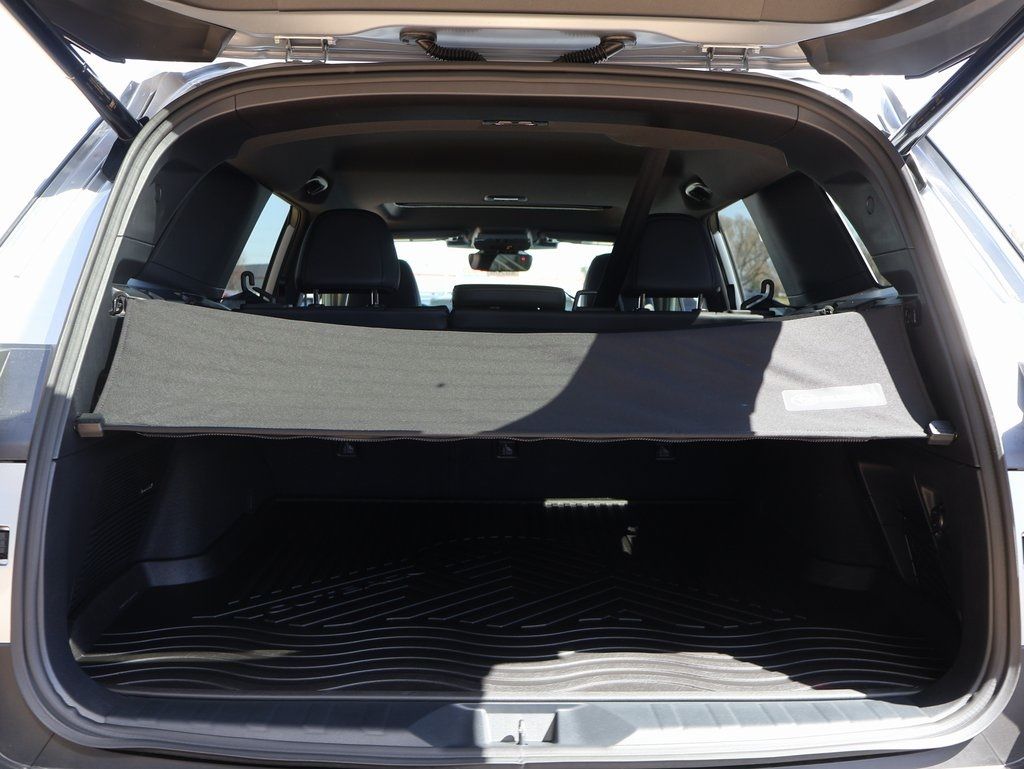 New 2026 Ice Silver Subaru Limited image 17