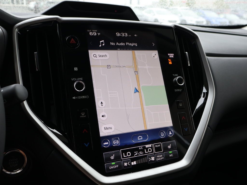 New 2027 Ice Silver Subaru Limited 7-Passenger image 35