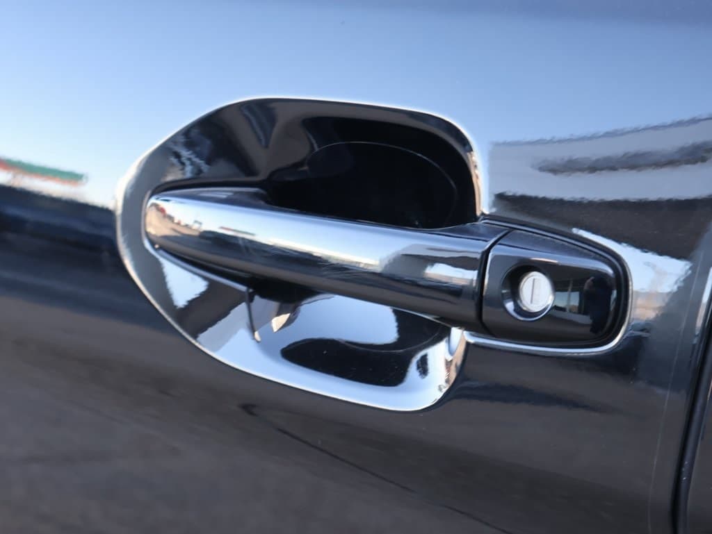 New 2026 Crystal Black Silica Subaru Premium image 9