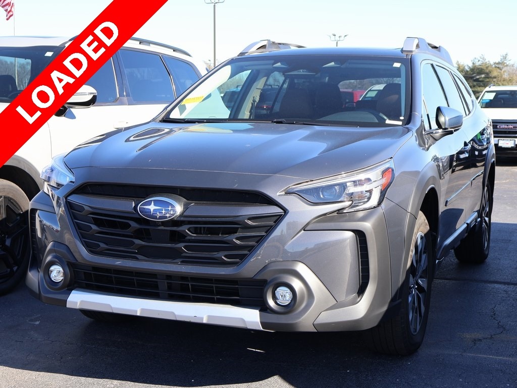 2023 Subaru Outback Touring's photo