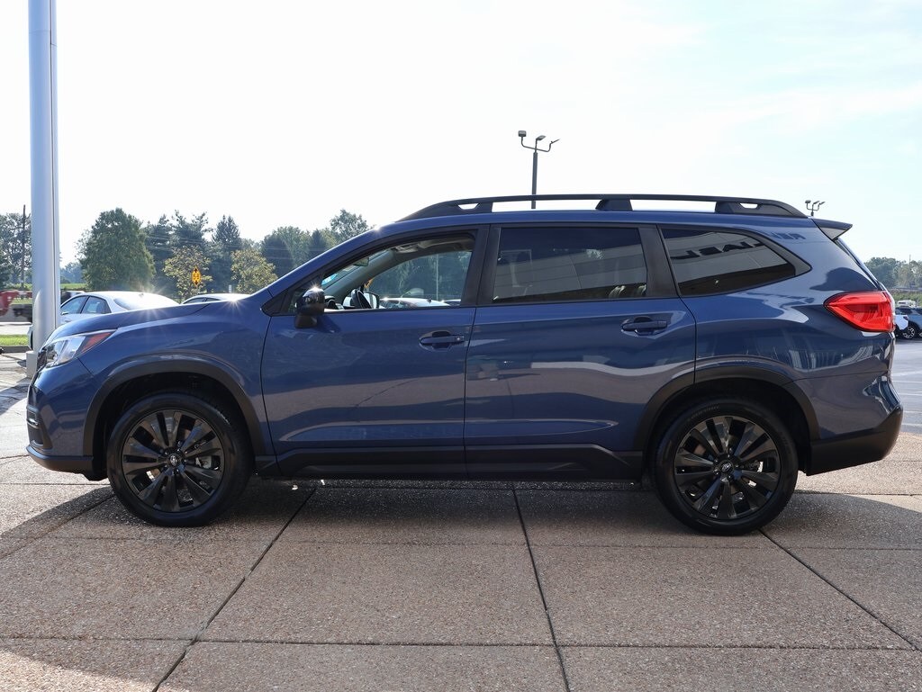 2022 Subaru Ascent Onyx Edition photo 3