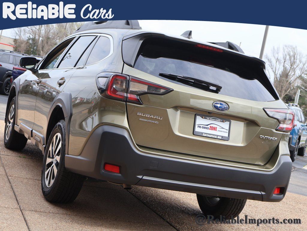 Used 2024 Autumn Green Metallic Subaru Premium image 4