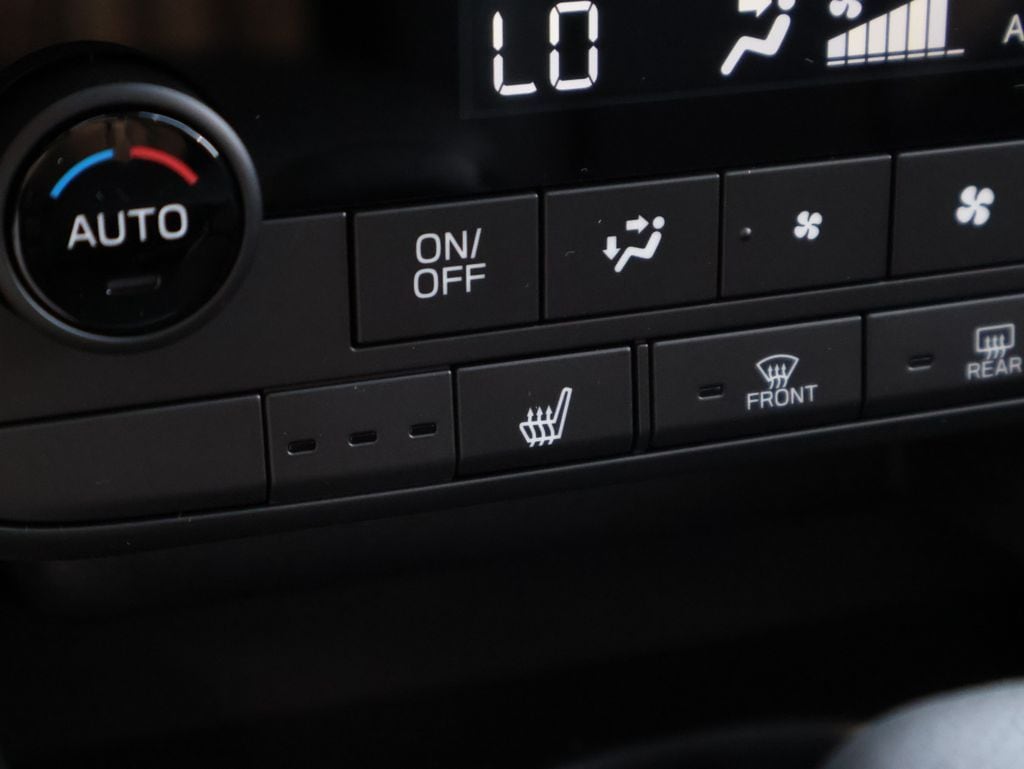 New 2026 Ice Silver Subaru Premium image 39
