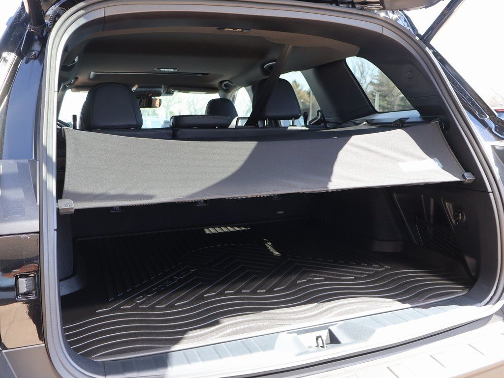 New 2026 Crystal Black Silica Subaru Limited image 18