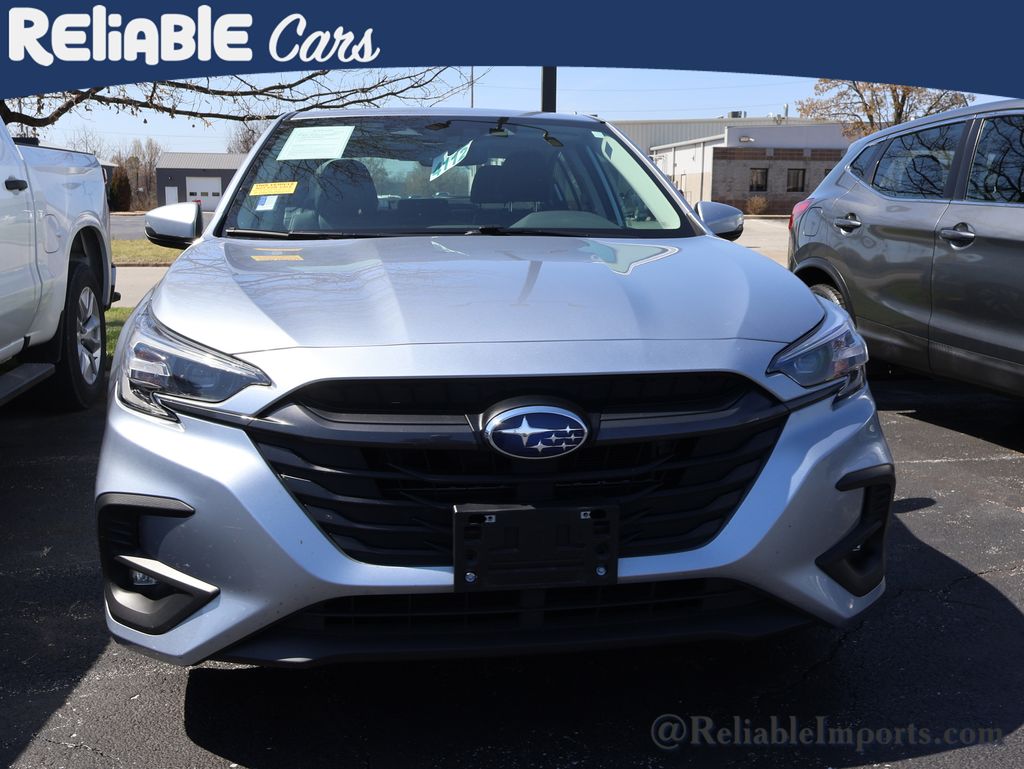 Used 2023 Ice Silver Metallic Subaru Limited image 3