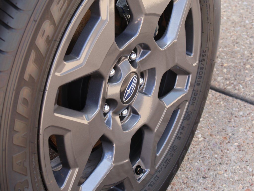 New 2026 Ice Silver Subaru Premium image 10