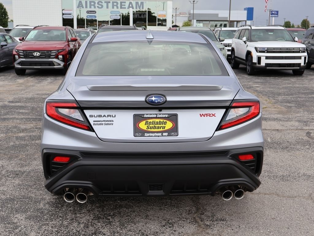 New 2026 Ice Silver Subaru Premium image 4