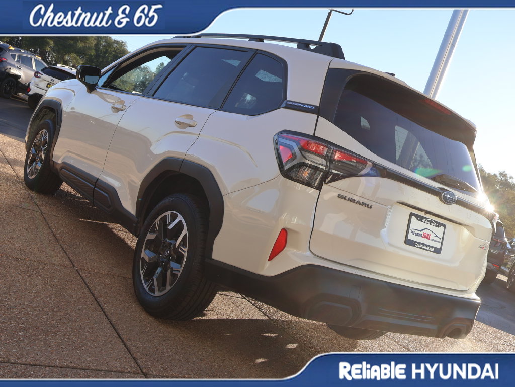 Used 2025 Subaru Forester Premium SUV