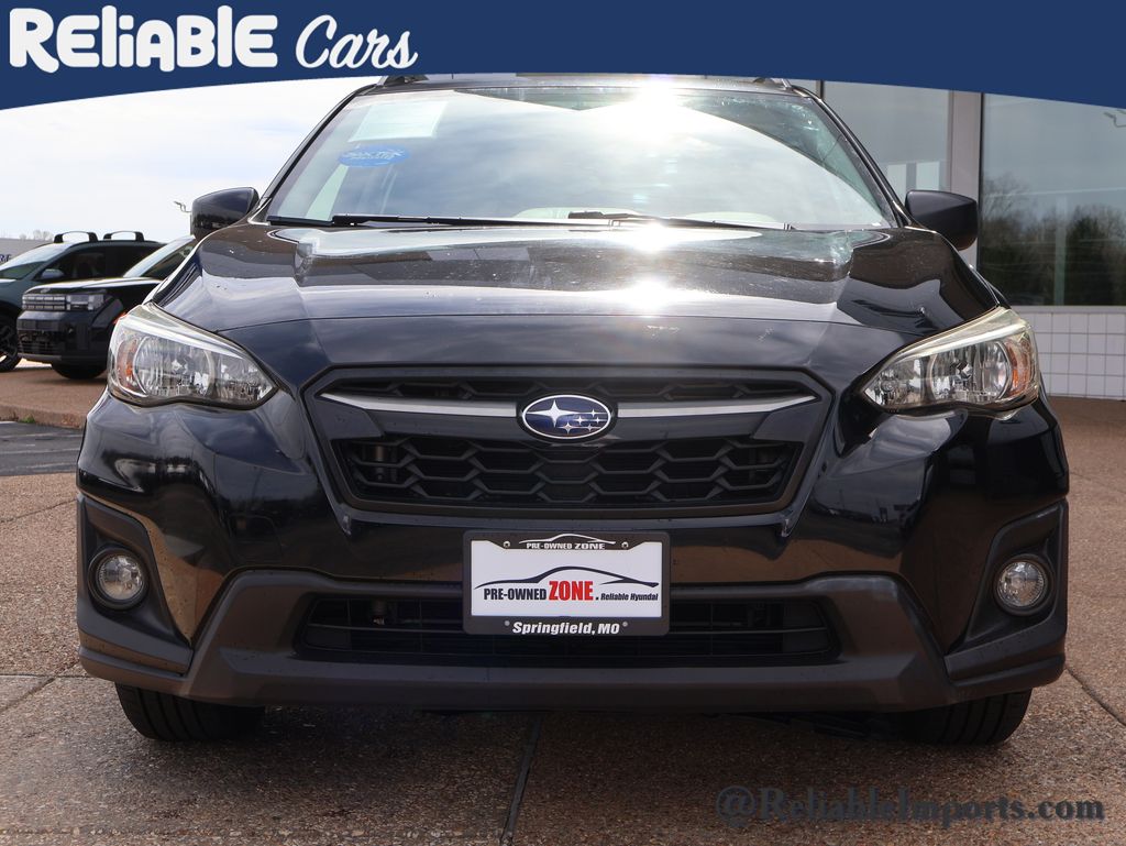 Used 2018 Crystal Black Silica Subaru 2.0i Premium with image 8
