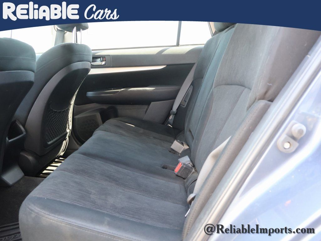 Used 2013 Twilight Blue Metallic Subaru 2.5i Premium (CVT) image 18
