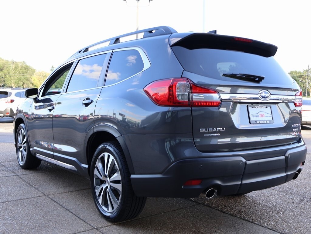 2022 Subaru Ascent Limited photo 3