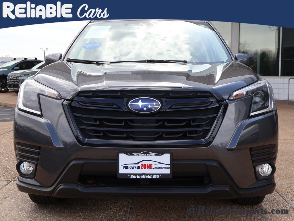 Used 2023 Magnetite Gray Metallic Subaru Premium image 8