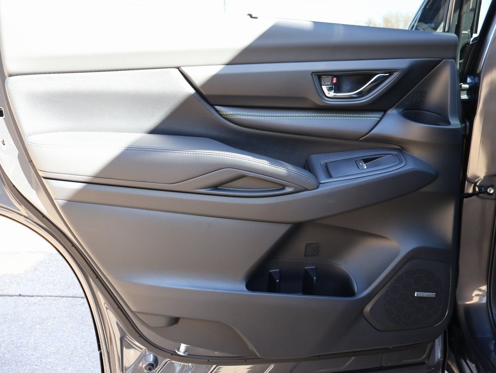 New 2026 Magnetite Gray Subaru Onyx Edition Touring 7-Passenger image 19