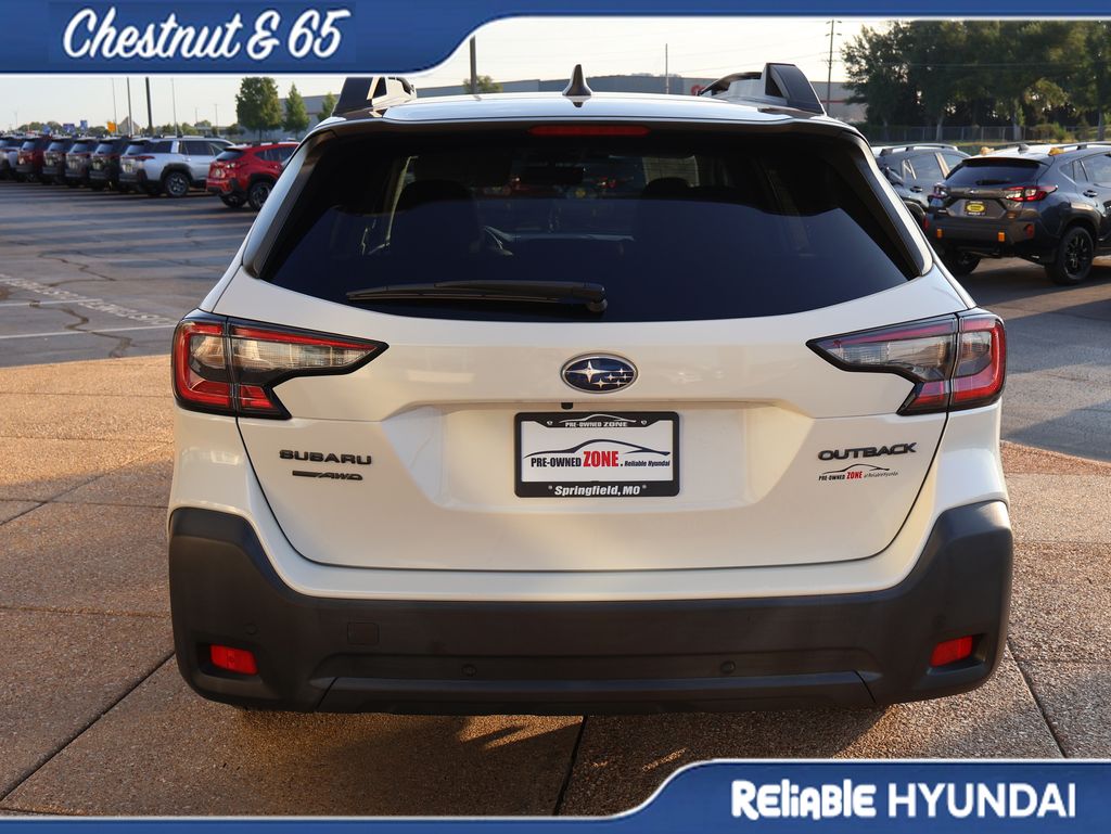 Used 2024 Crystal White Pearl Subaru Onyx Edition image 5