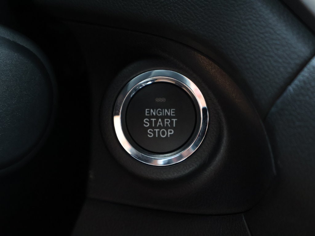 New 2027 Ice Silver Subaru Limited 7-Passenger image 34