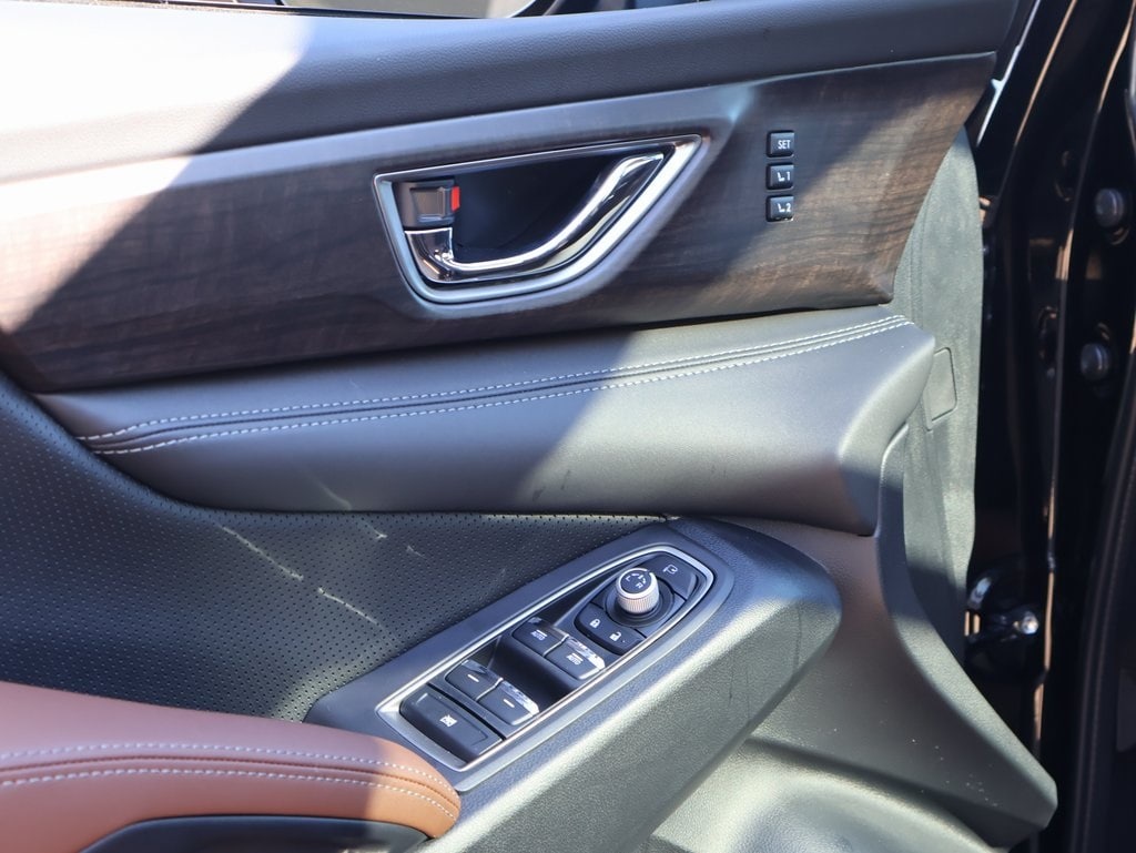 New 2026 Crystal Black Silica Subaru Touring 7-Passenger image 23