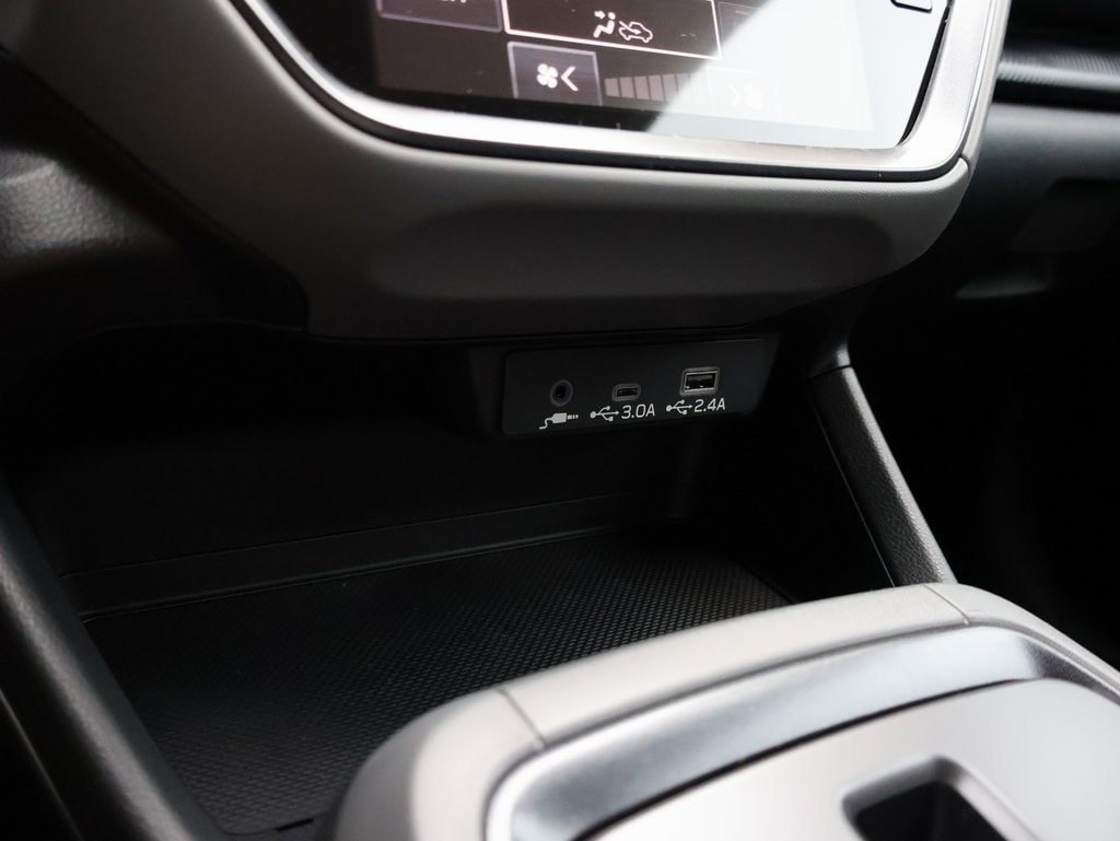 New 2026 Lithium Red Pearl Subaru Premium image 36