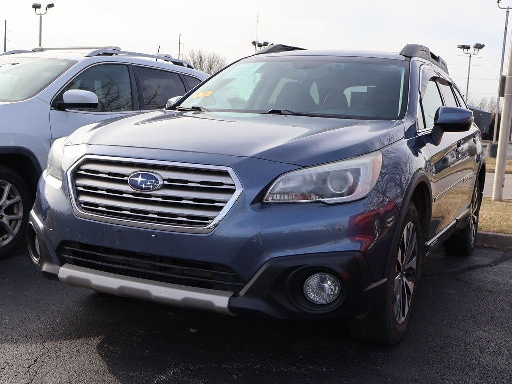 2015 Subaru Outback Limited's photo