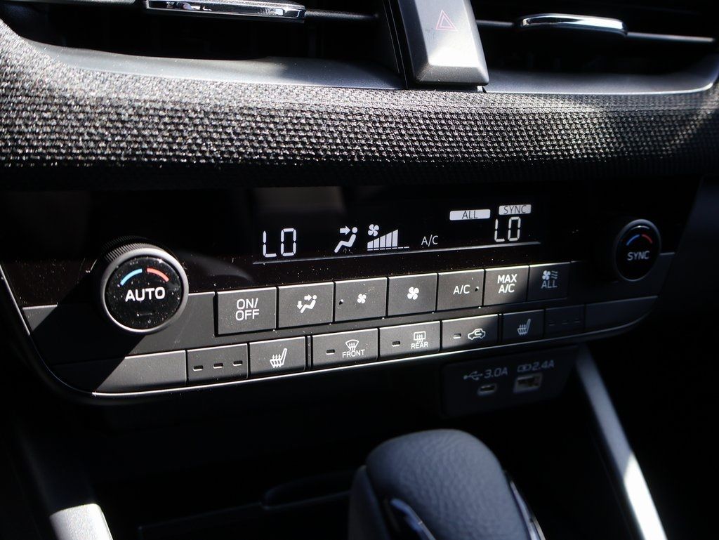 New 2026 Ice Silver Subaru Premium image 39