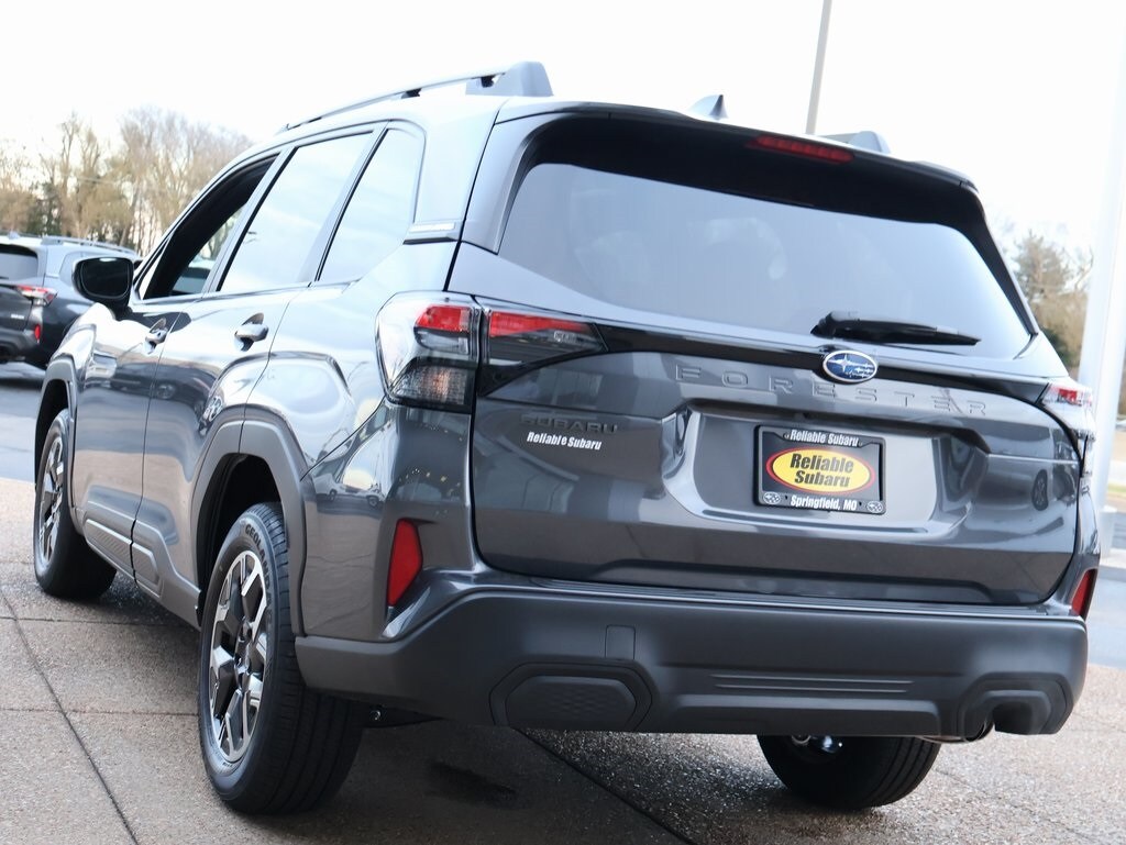 2026 Subaru Forester Premium photo 3