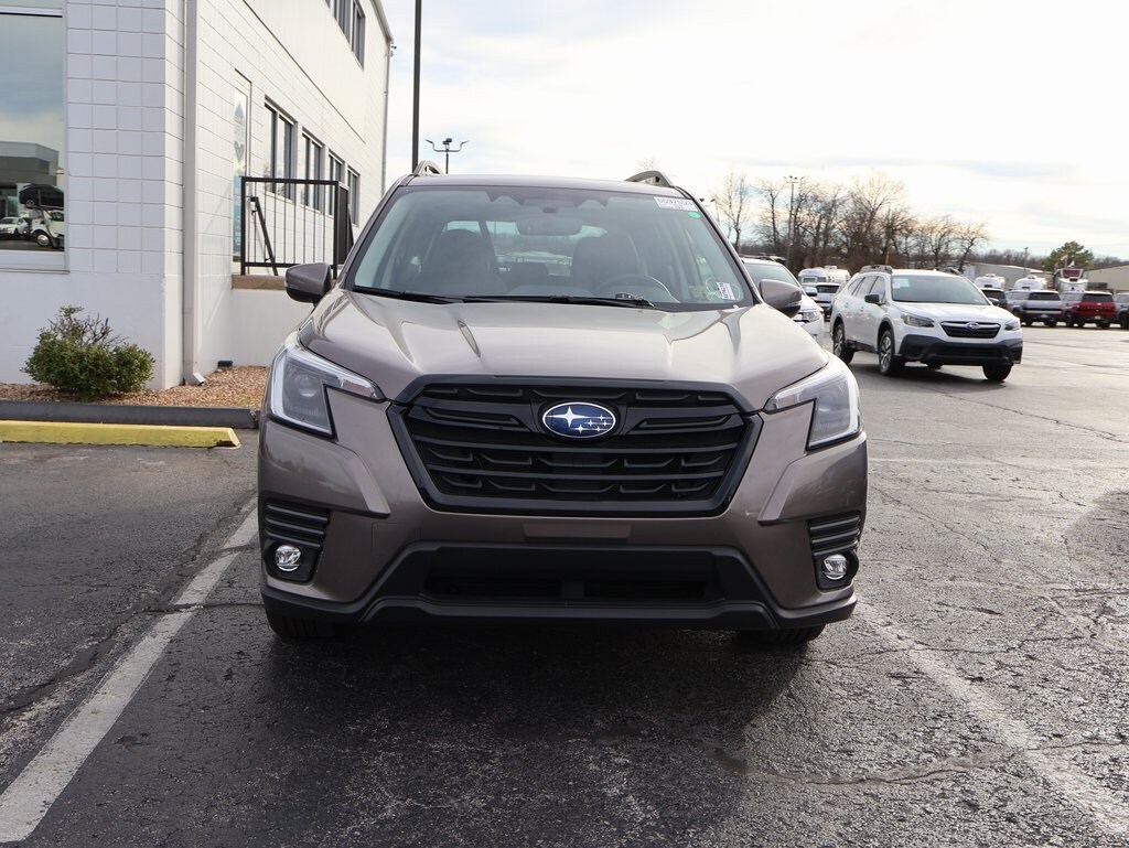 Used 2024 Subaru Forester Limited SUV