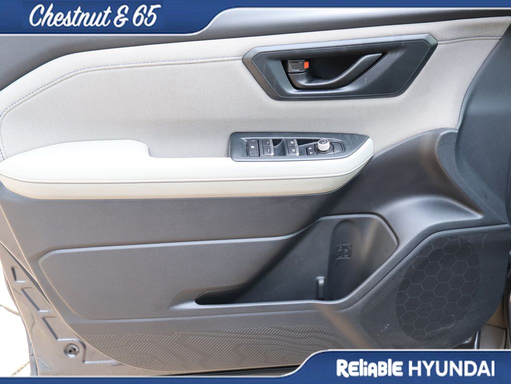 Used 2025 Gray Metallic Subaru Premium image 20