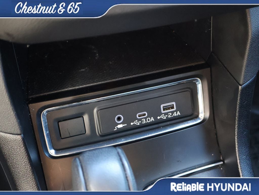 Used 2023 Autumn Green Metallic Subaru Premium 7-Passenger image 39