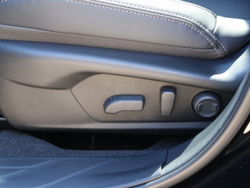 New 2026 Crystal Black Silica Subaru Limited image 26