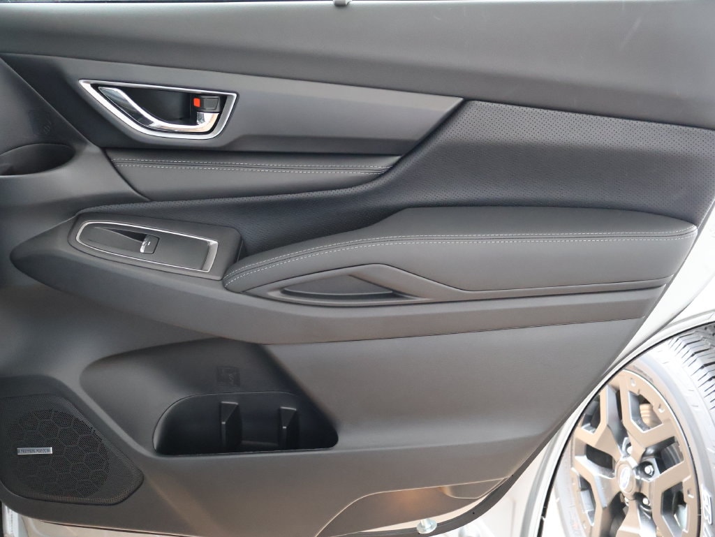 New 2027 Ice Silver Subaru Limited 7-Passenger image 10