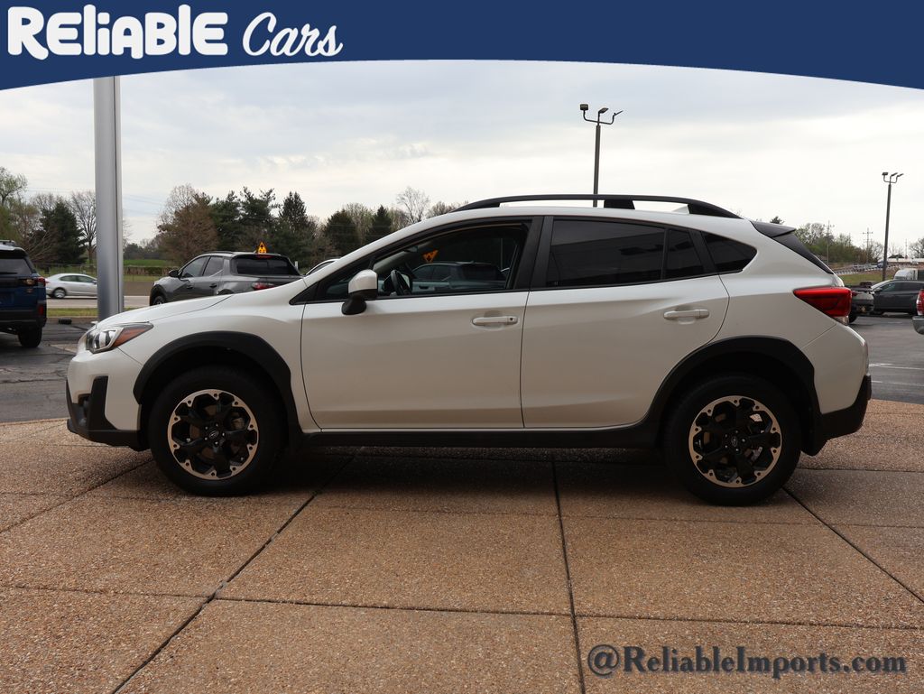 Used 2022 Crystal White Pearl Subaru Premium image 3