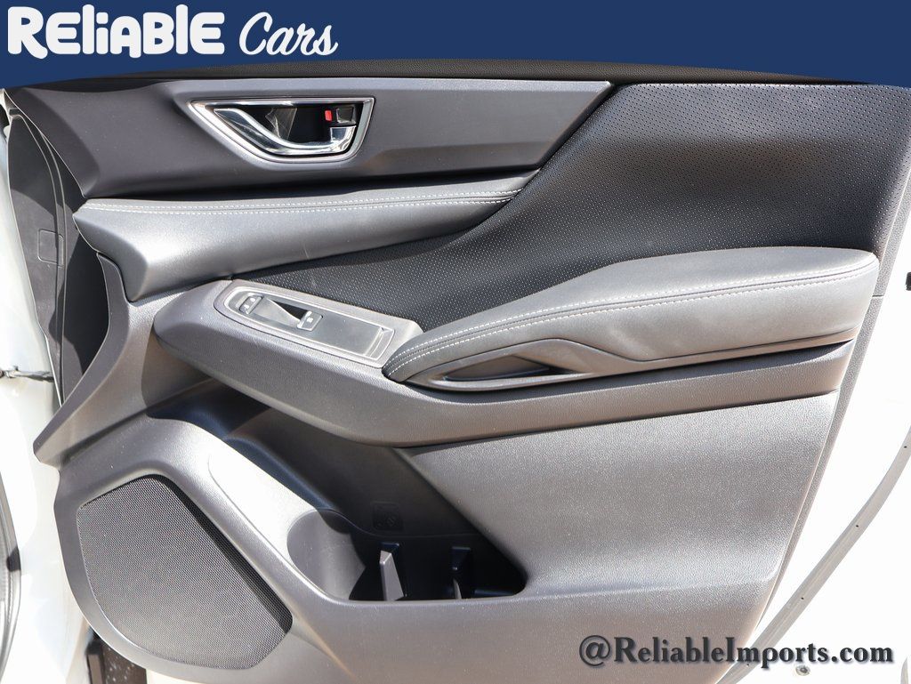 Used 2023 Crystal White Pearl Subaru Limited 7-Passenger image 9