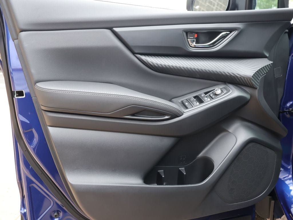 New 2026 Sapphire Blue Pearl Subaru Premium 7-Passenger image 23