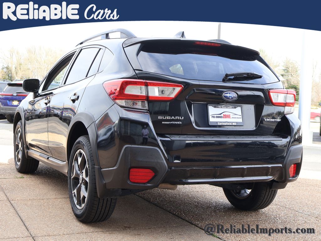 Used 2018 Crystal Black Silica Subaru 2.0i Premium with image 4