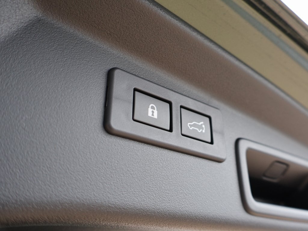 New 2026 Deep Emerald Green Pearl Subaru Limited XT image 19