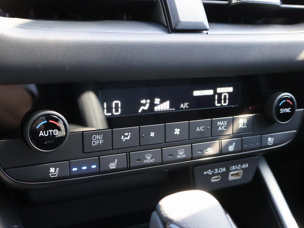 New 2026 Crystal Black Silica Subaru Touring image 39