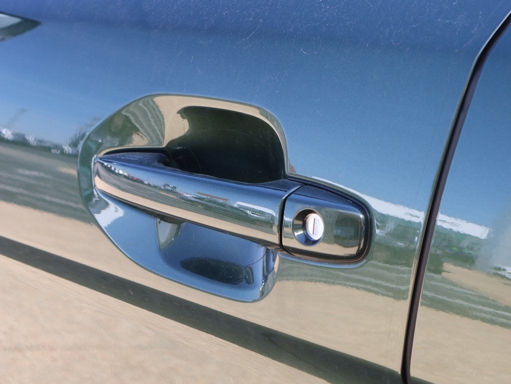 New 2026 Deep Emerald Green Pearl Subaru Limited image 9