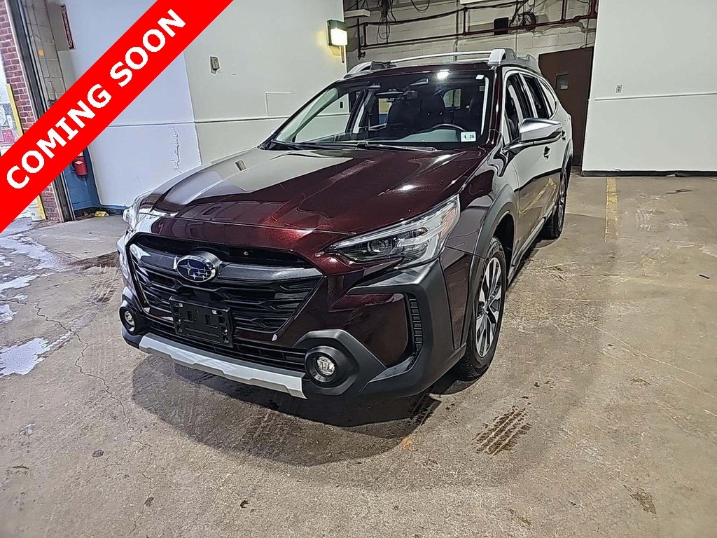 2023 Subaru Outback Touring's photo