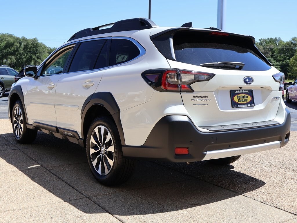 2025 Subaru Outback Limited photo 2
